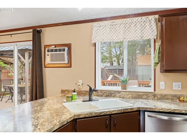 $459,500 | 31597 Northwest Pacific Street, North Plains, OR 97133