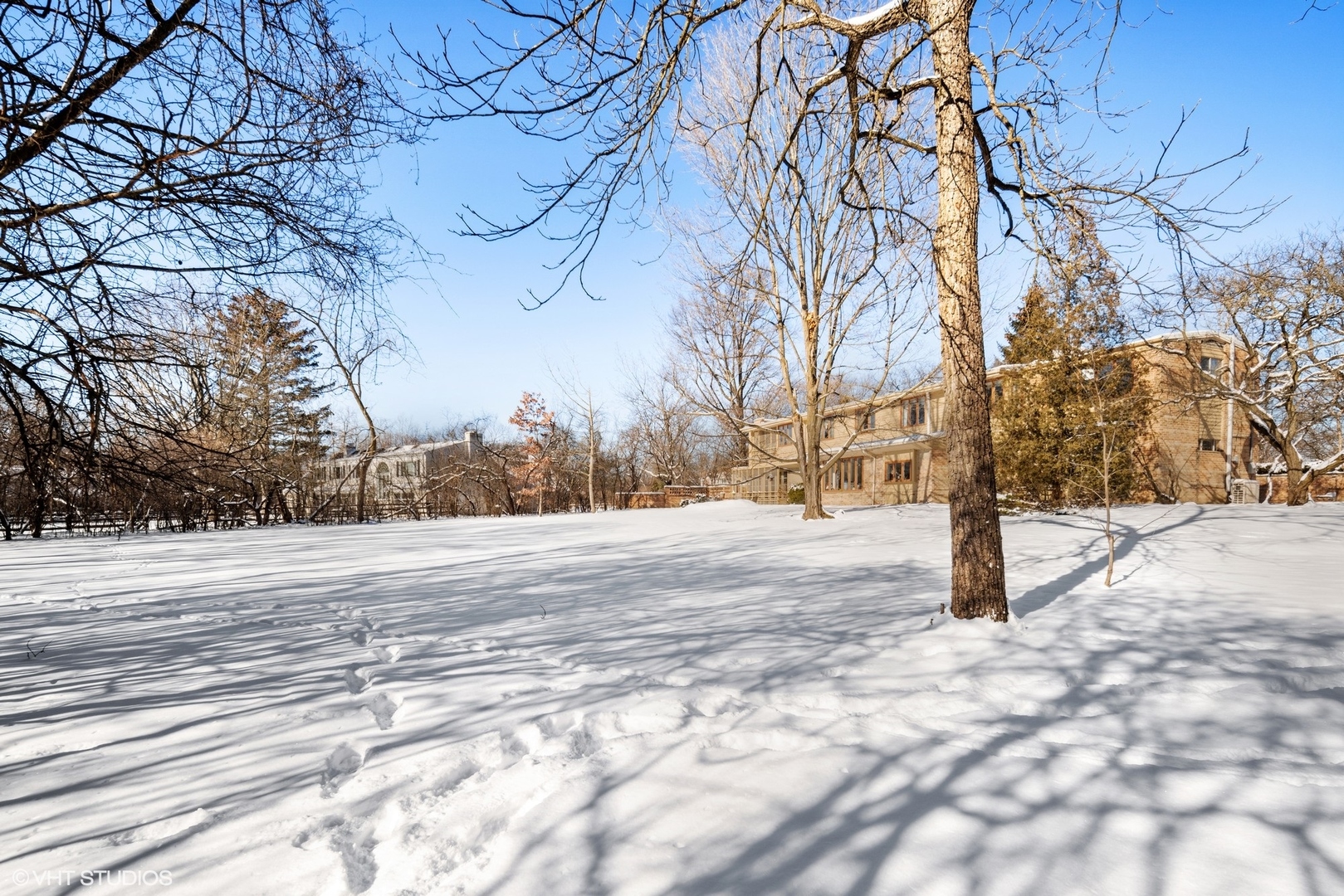 2044 Middlefork Road Northfield, IL 60093 - Photo 5 of 8