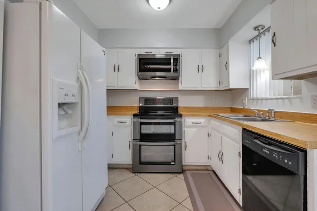 $209,900 | 5660 Maple Forest Drive, Tallahassee, FL 32303