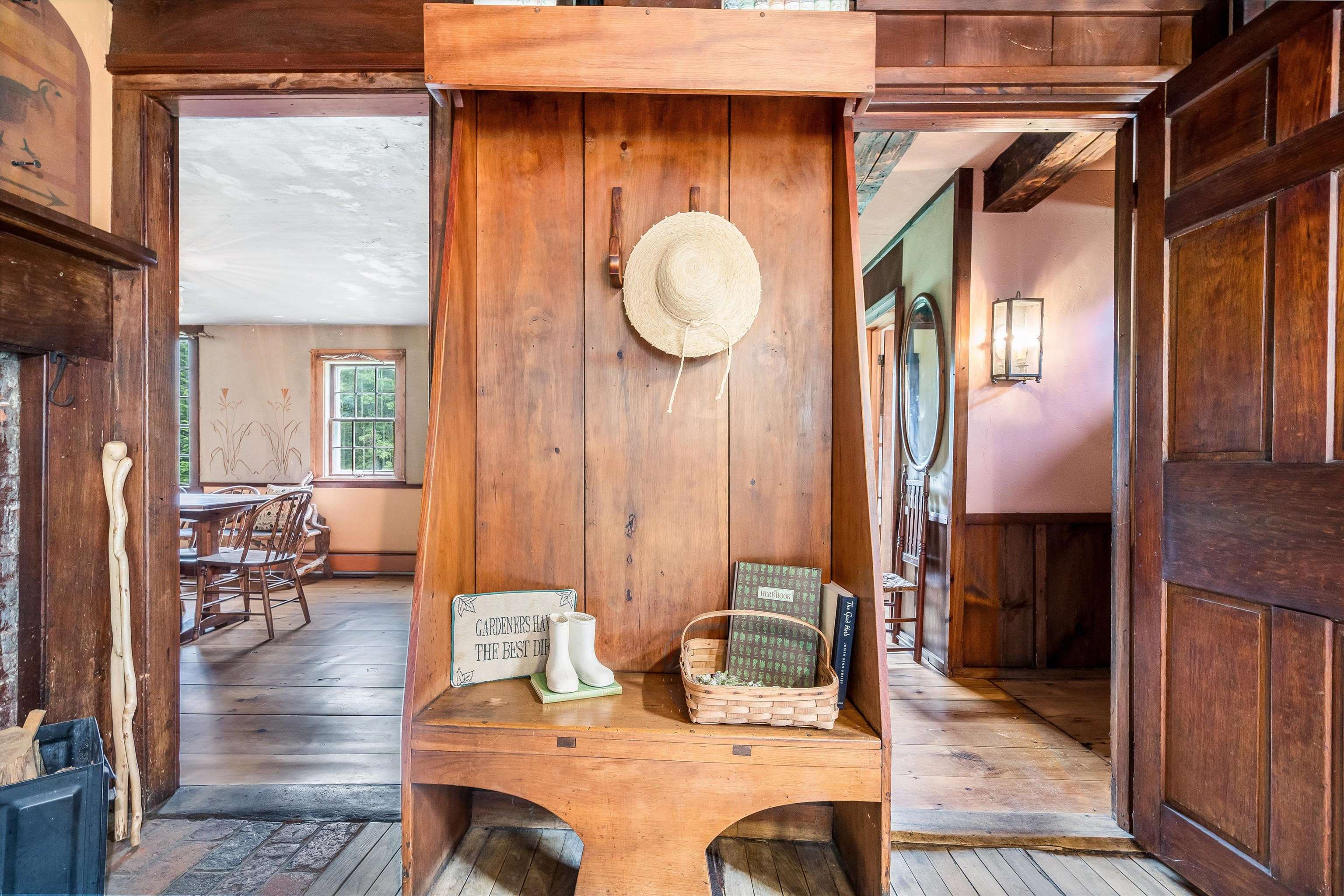 202 Pitman Road Barnstead, NH 03225 - Photo 3 of 40 Gallery Image 3