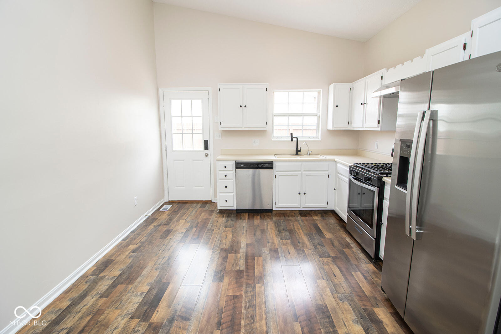 1311 Chesterfield Place Anderson, IN 46012 - Photo 16 of 47