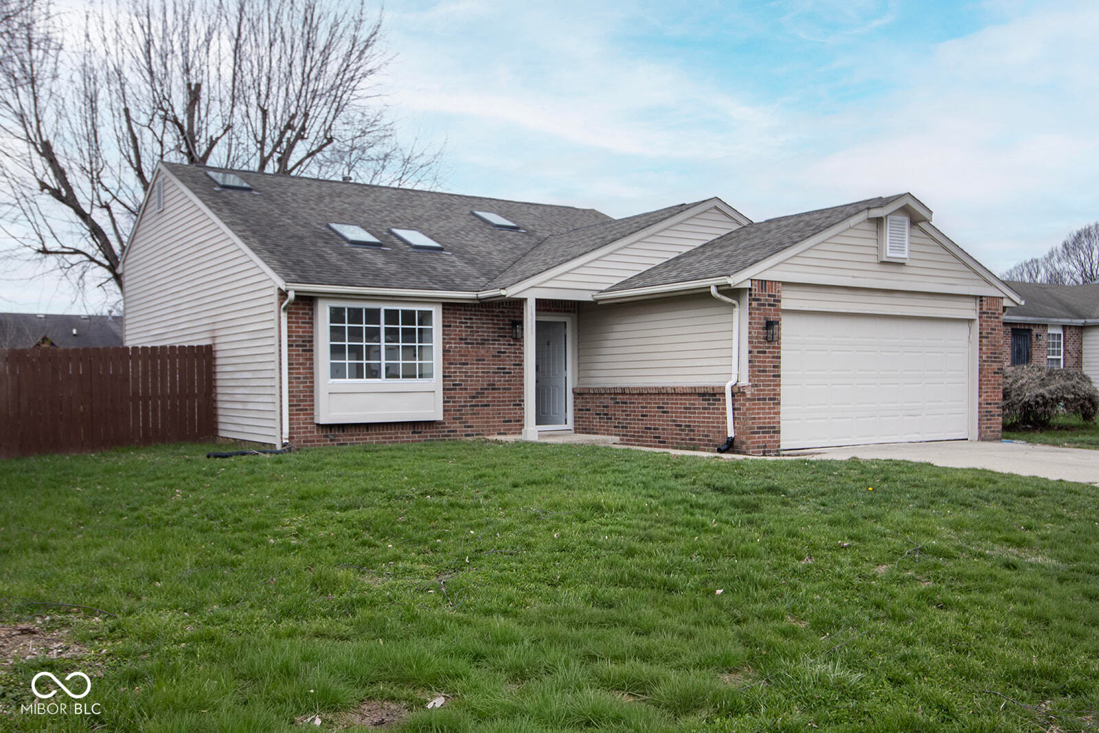 1311 Chesterfield Place Anderson, IN 46012 - Photo 5 of 47