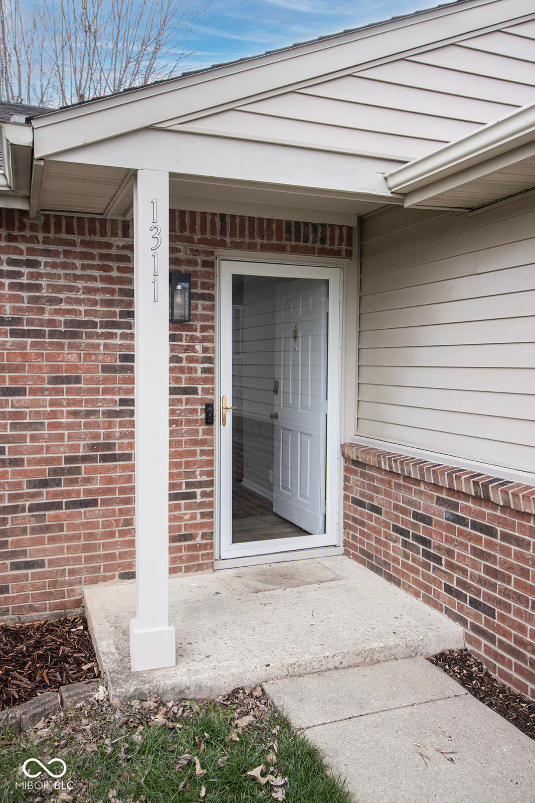 1311 Chesterfield Place Anderson, IN 46012 - Photo 6 of 47