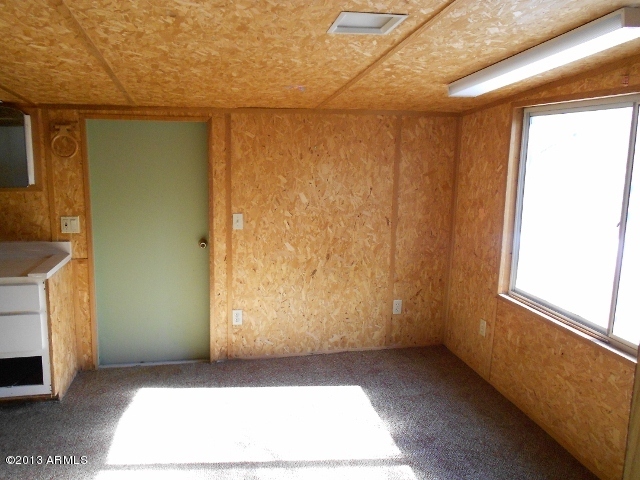 1736 Meadowridge Road Prescott, AZ 86305 - Photo 24 of 25 023-359438-inside bunk 2