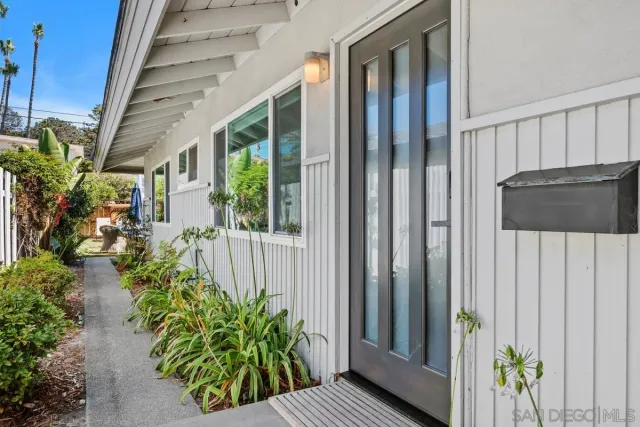 $15,000 | 1847 Coast Boulevard, Del Mar, CA 92014