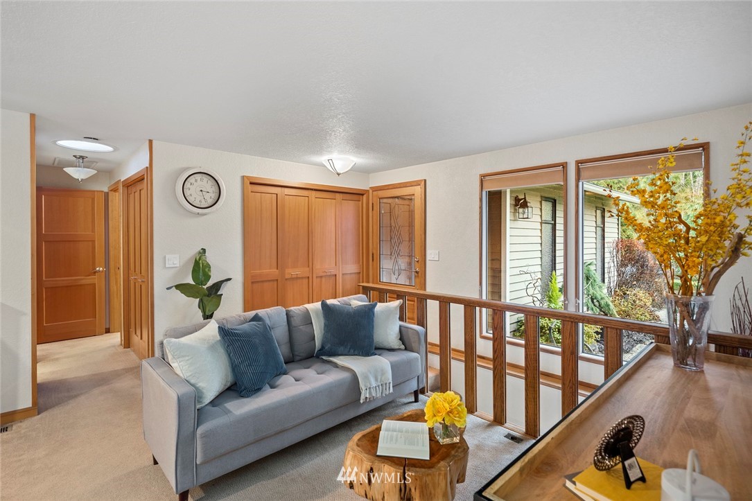 15621 Tiger Mountain Road Southeast Issaquah, WA 98027 - Photo 11 of 37 Gallery Image 11