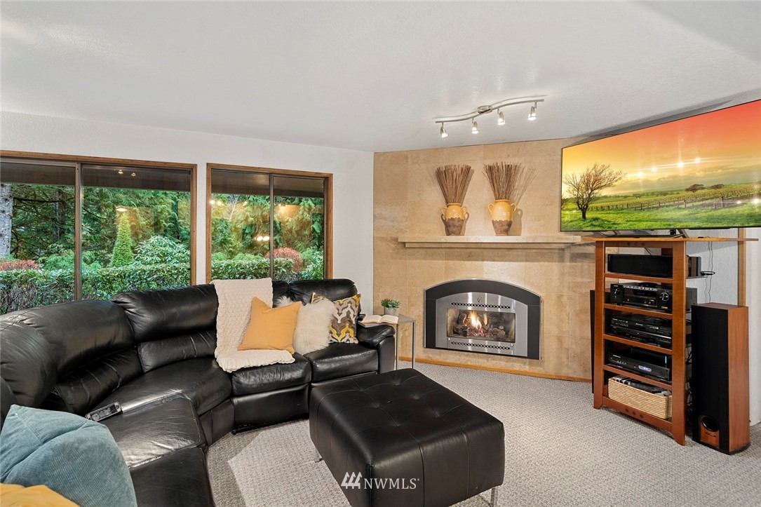 15621 Tiger Mountain Road Southeast Issaquah, WA 98027 - Photo 18 of 37 Gallery Image 18