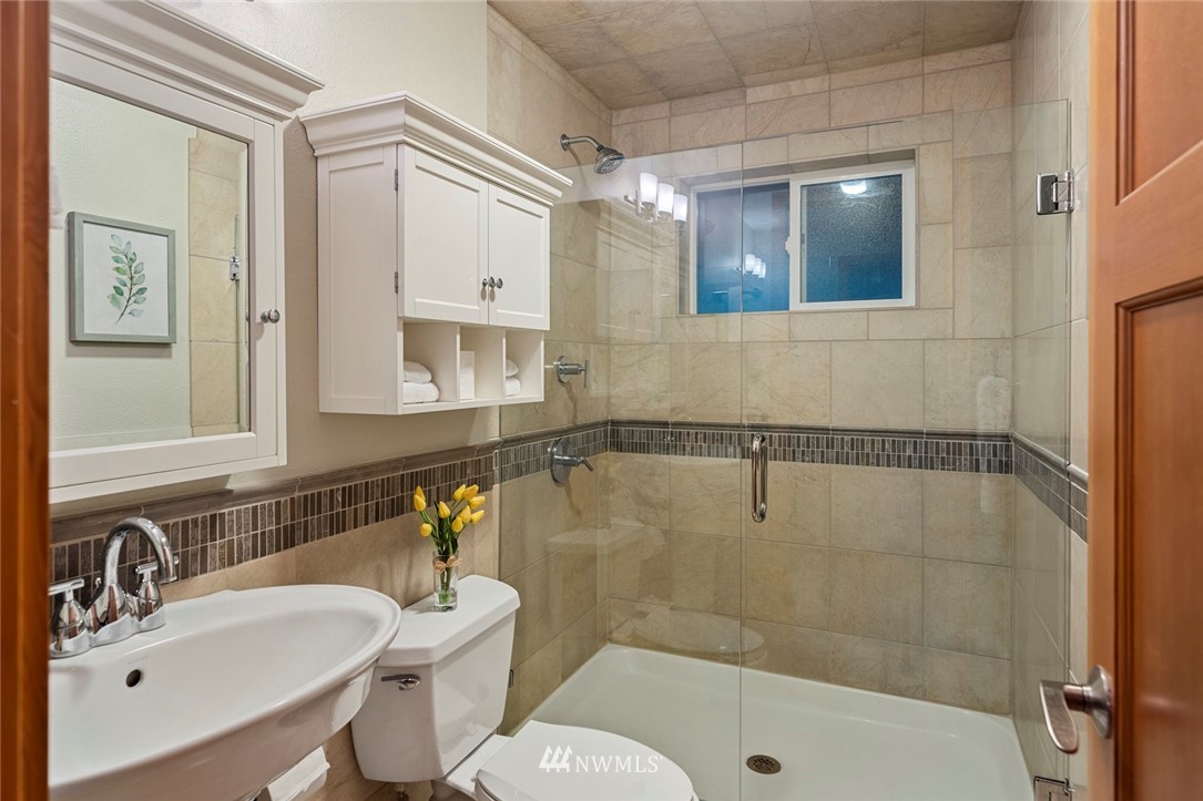 15621 Tiger Mountain Road Southeast Issaquah, WA 98027 - Photo 19 of 37 Gallery Image 19