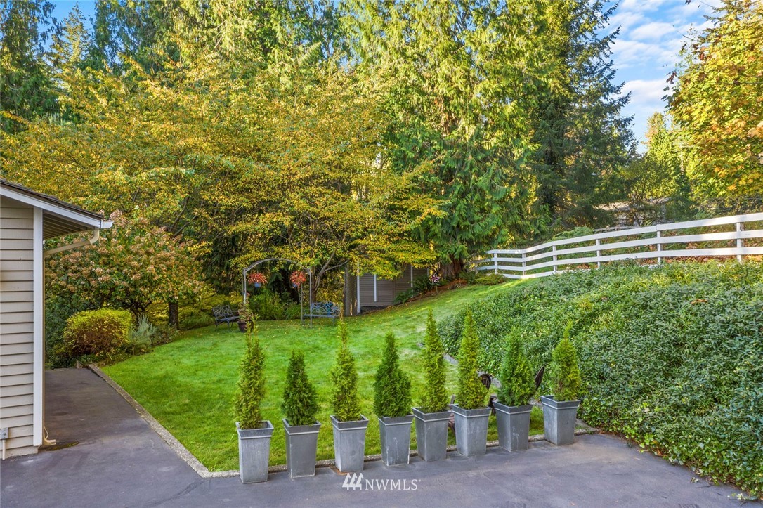 15621 Tiger Mountain Road Southeast Issaquah, WA 98027 - Photo 22 of 37 Gallery Image 22