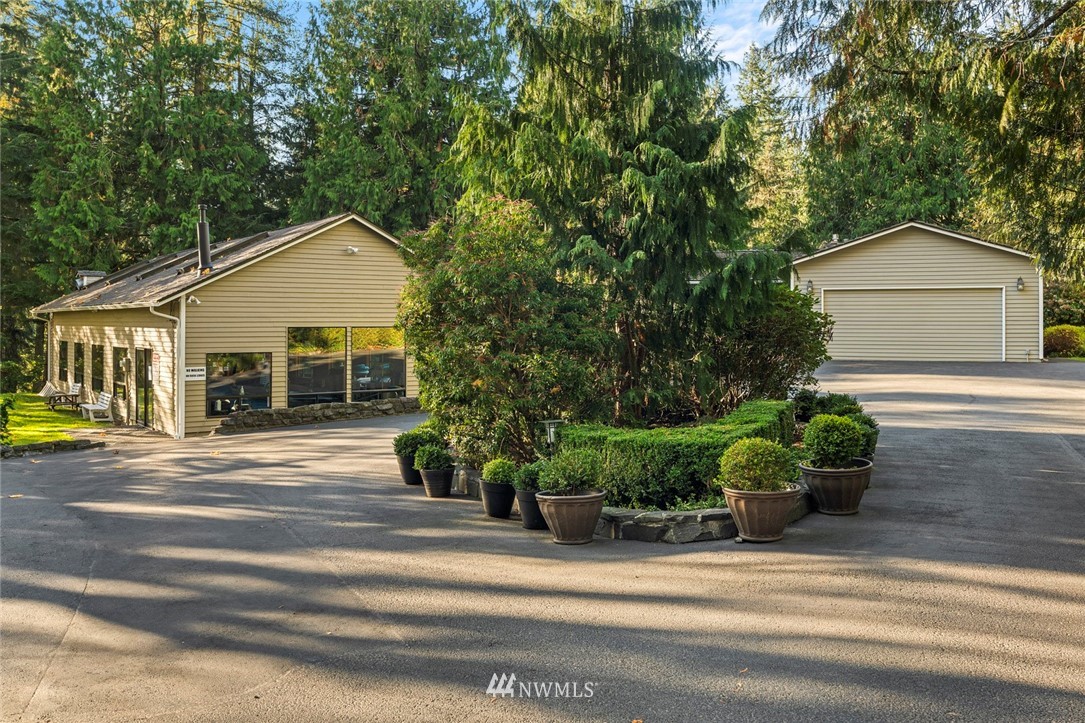 15621 Tiger Mountain Road Southeast Issaquah, WA 98027 - Photo 30 of 37 Gallery Image 30