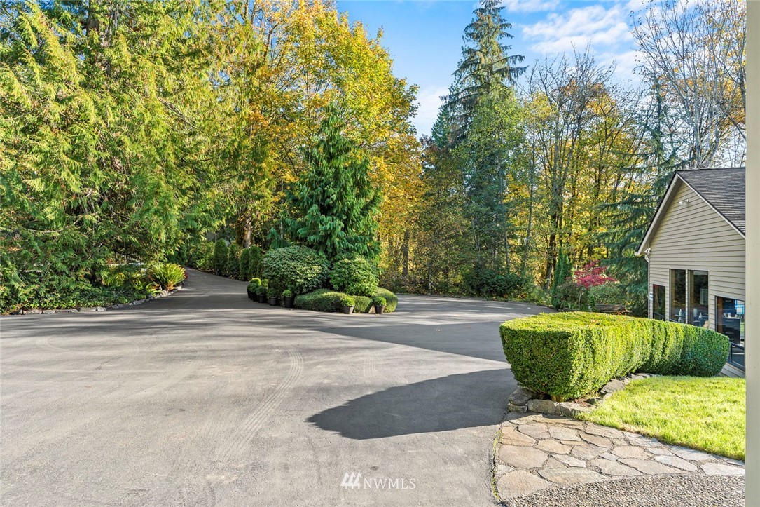 15621 Tiger Mountain Road Southeast Issaquah, WA 98027 - Photo 31 of 37 Gallery Image 31