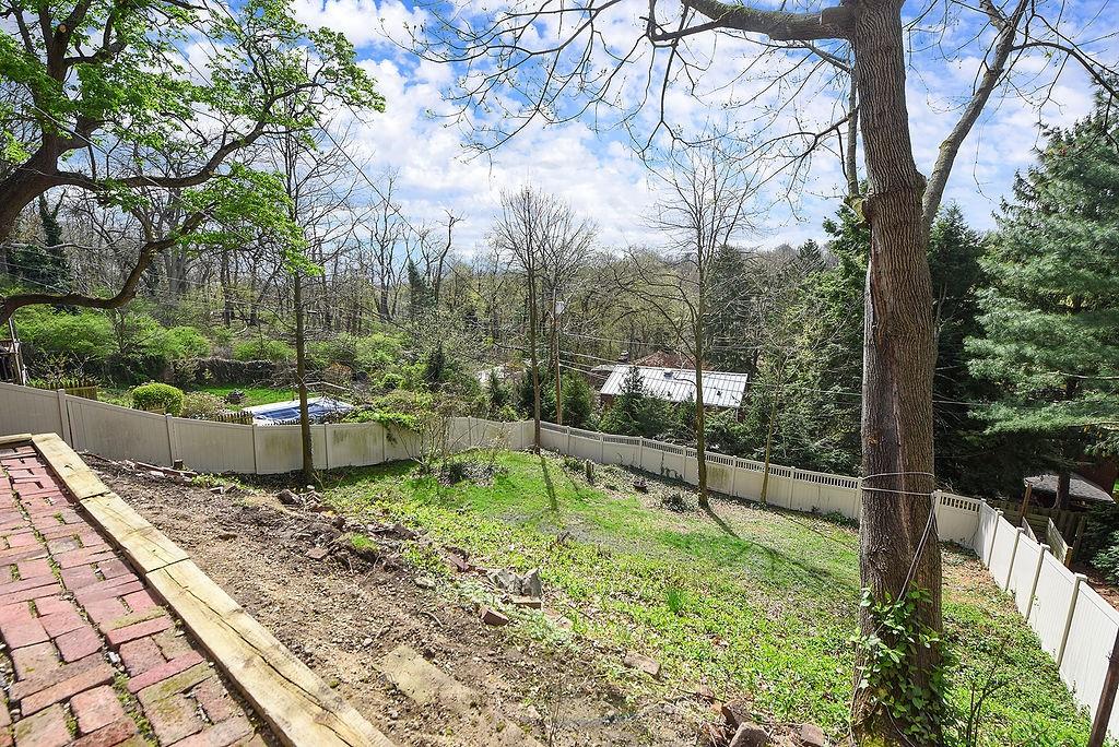 2057 Beechwood Boulevard Pittsburgh, PA 15217 - Photo 47 of 49 a view of a backyard