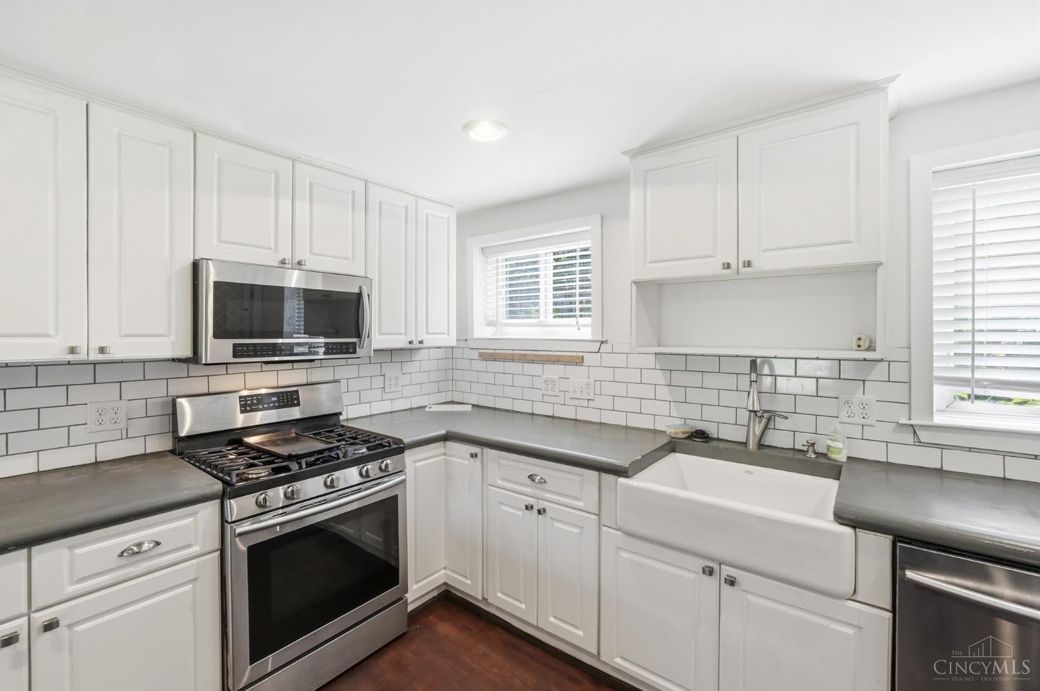 5792 Gaines Road Cincinnati, OH 45247 - Photo 16 of 73