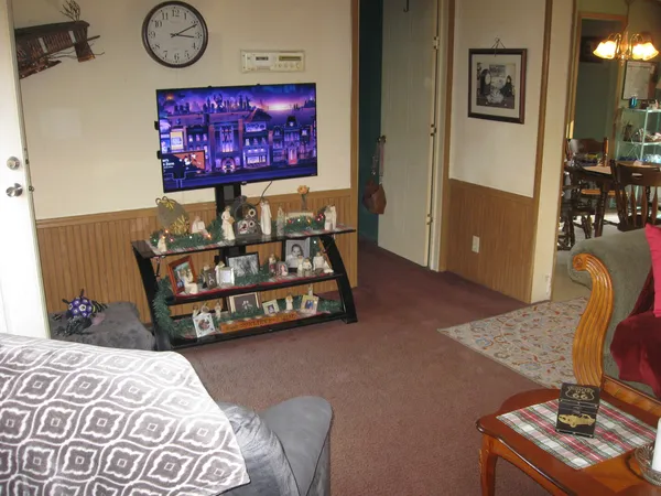 $90,000 | 339 Bassett Boulevard, Elizabethtown, IL 62931