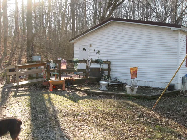 $90,000 | 339 Bassett Boulevard, Elizabethtown, IL 62931