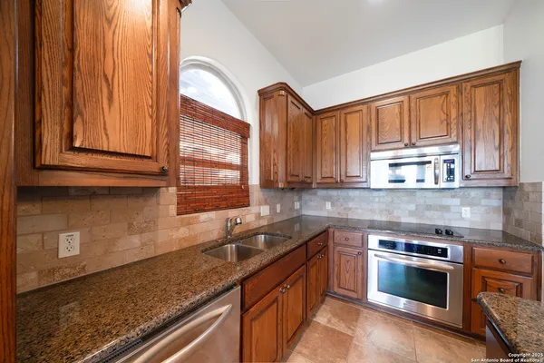 $2,750 | 17545 West Reed Park Road, Unit 2, Jonestown, TX 78645