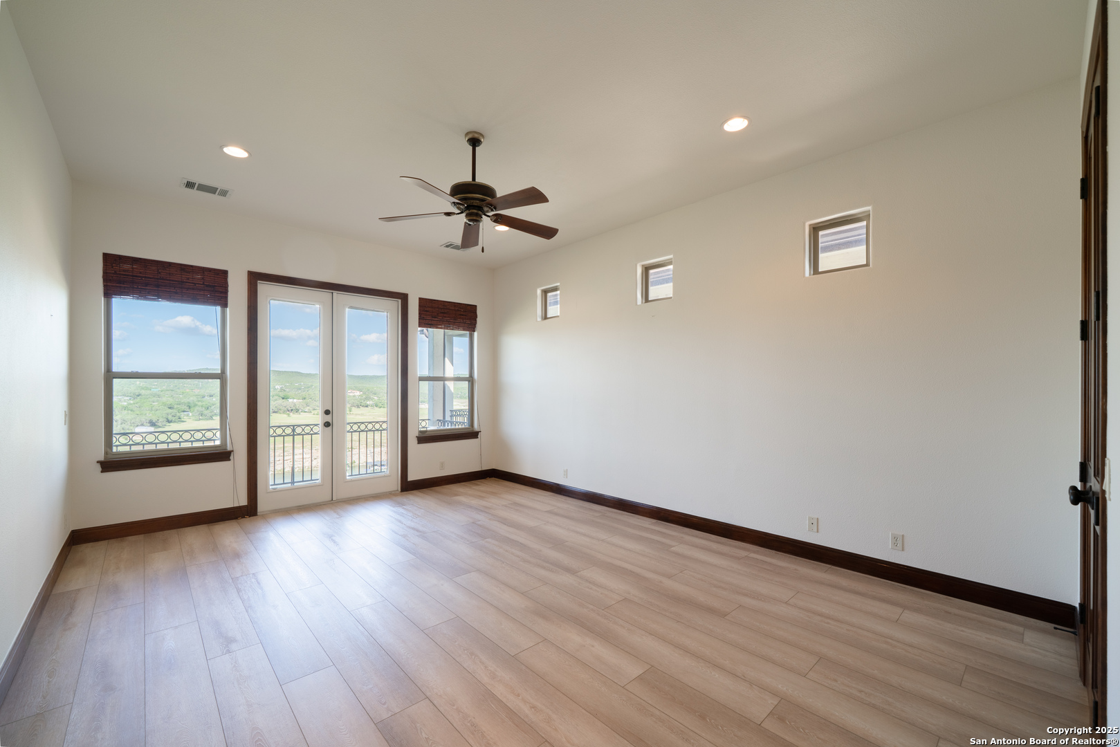 17545 West Reed Park Road, Unit 2 Jonestown, TX 78645 - Photo 17 of 39