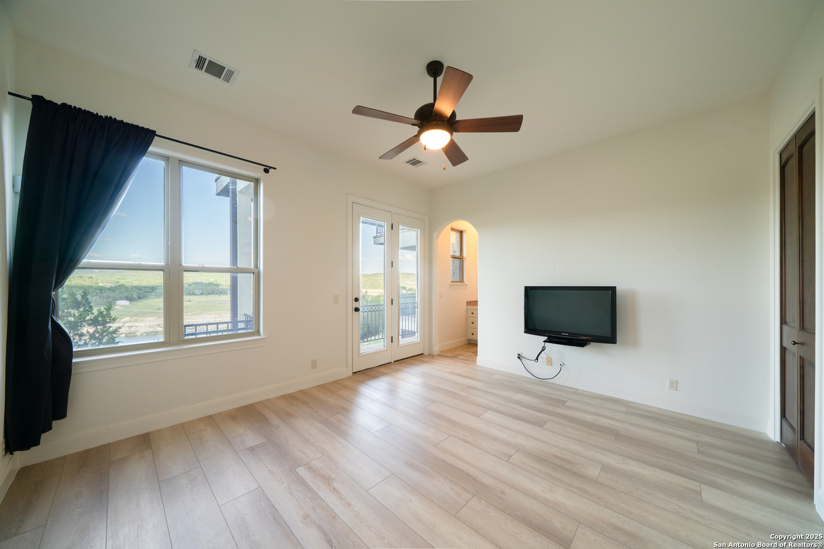 17545 West Reed Park Road, Unit 2 Jonestown, TX 78645 - Photo 29 of 39