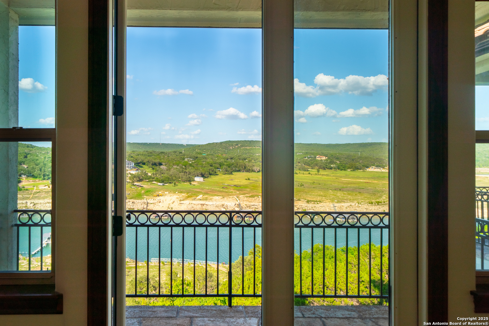 17545 West Reed Park Road, Unit 2 Jonestown, TX 78645 - Photo 31 of 39
