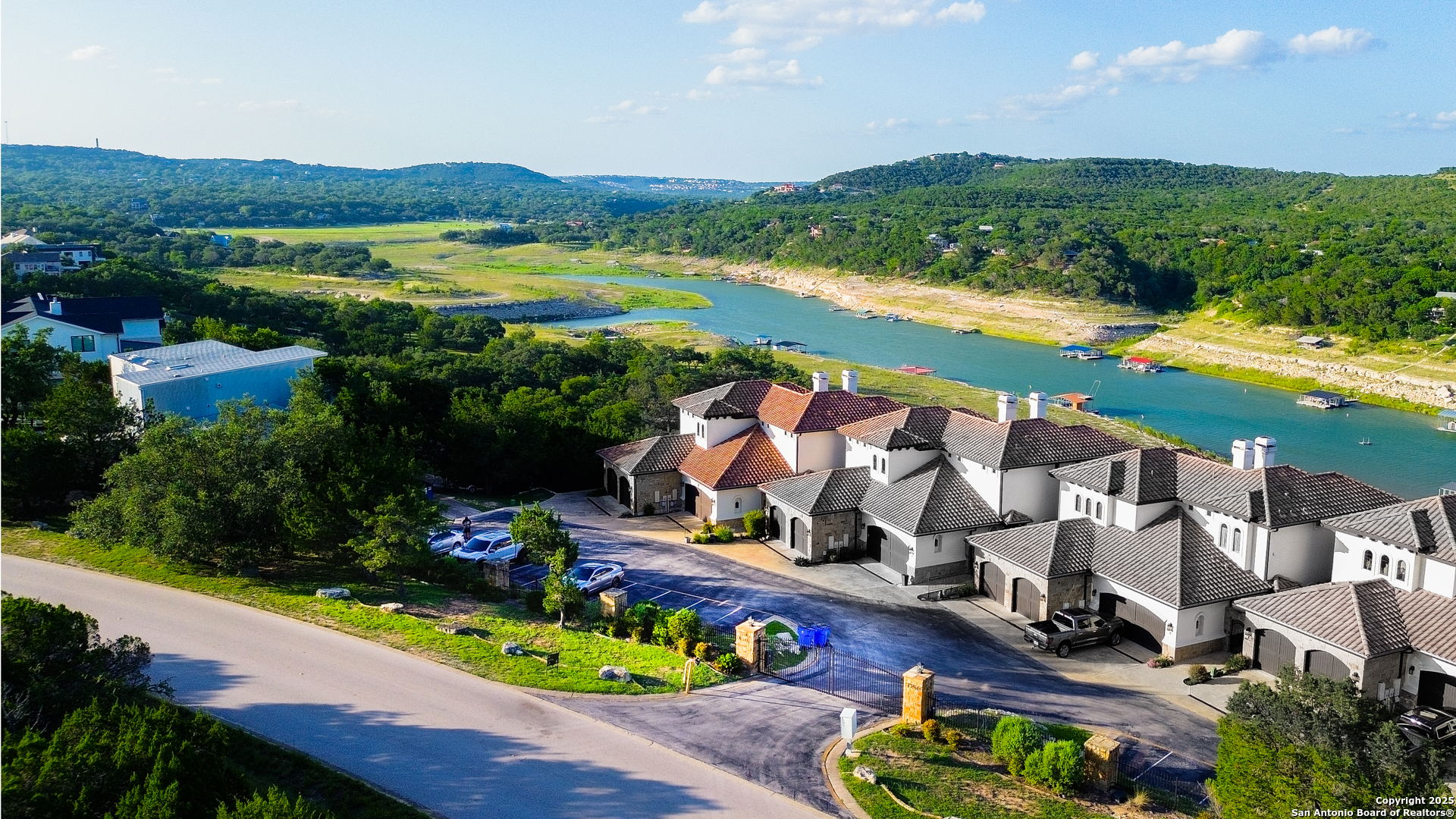 17545 West Reed Park Road, Unit 2 Jonestown, TX 78645 - Photo 36 of 39