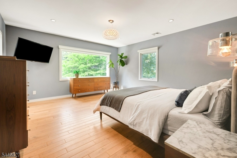 21 Gloucester Road Summit, NJ 07901 - Photo 21 of 50