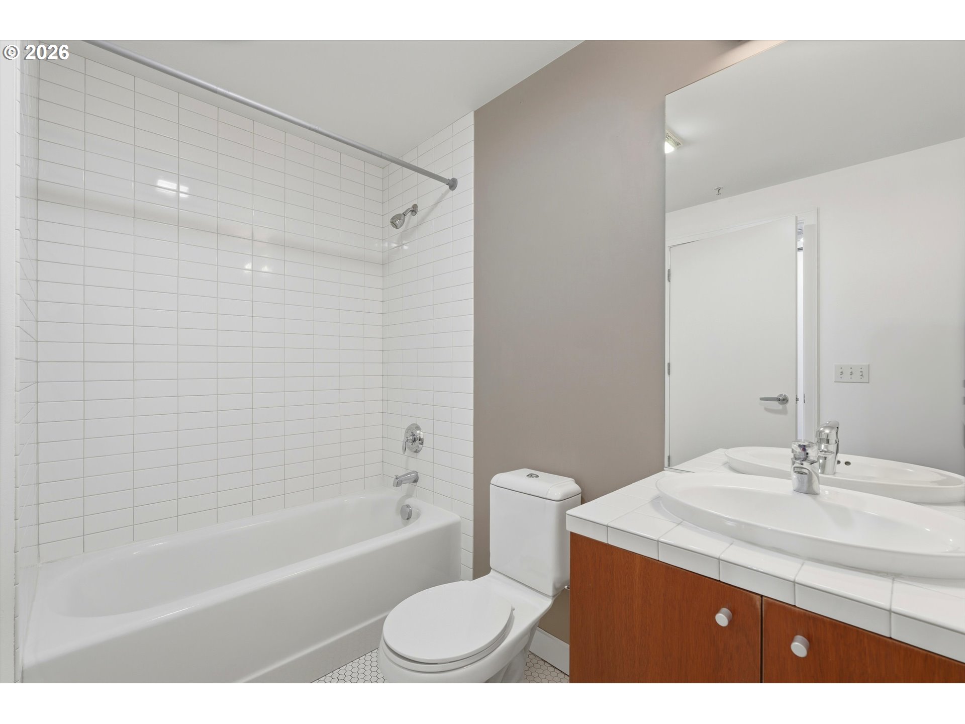 1926 West Burnside Street, Unit 1406 Portland, OR 97209 - Photo 6 of 23