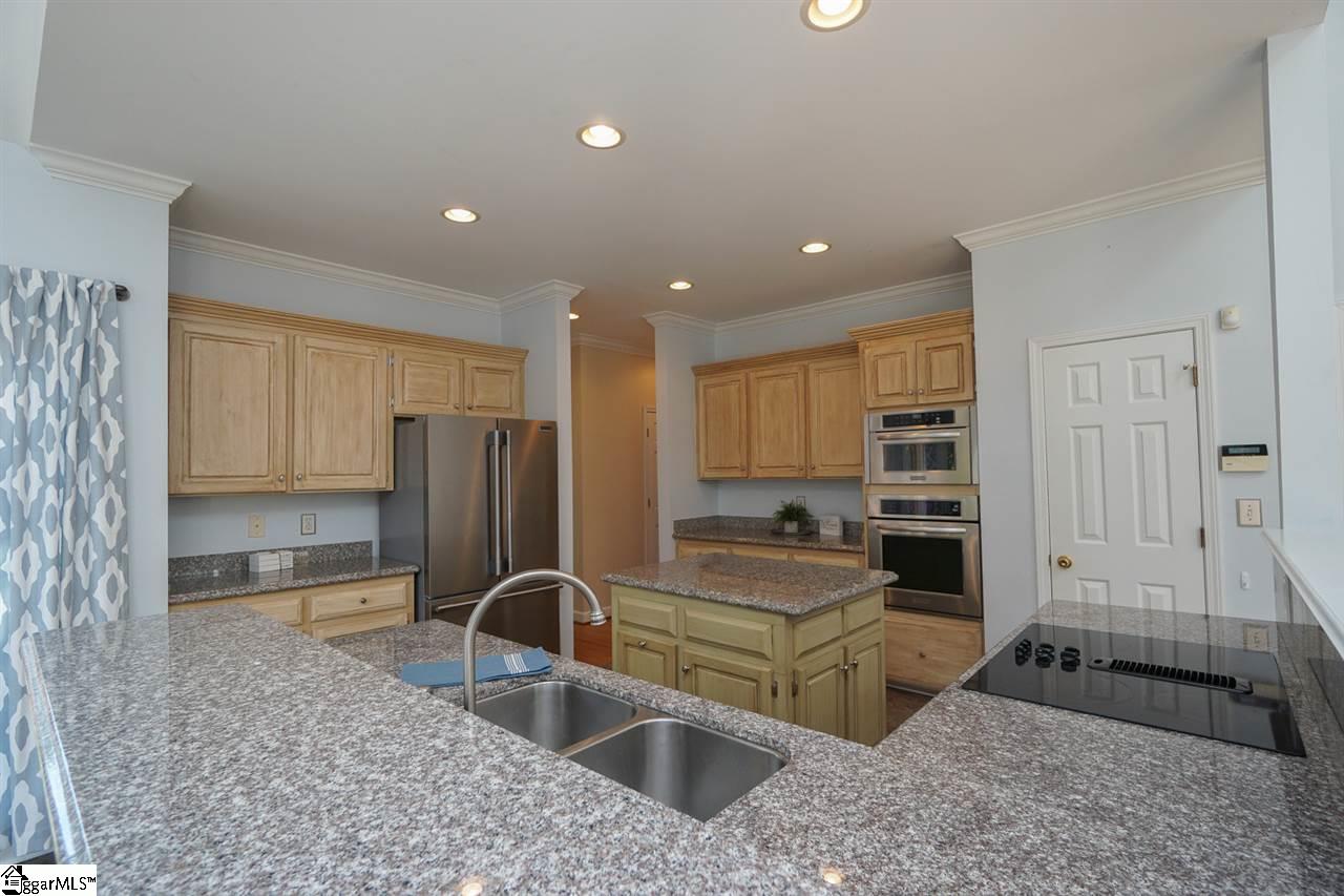 115 English Oak Road Simpsonville, SC 29681 - Photo 13 of 36 Gallery Image 13