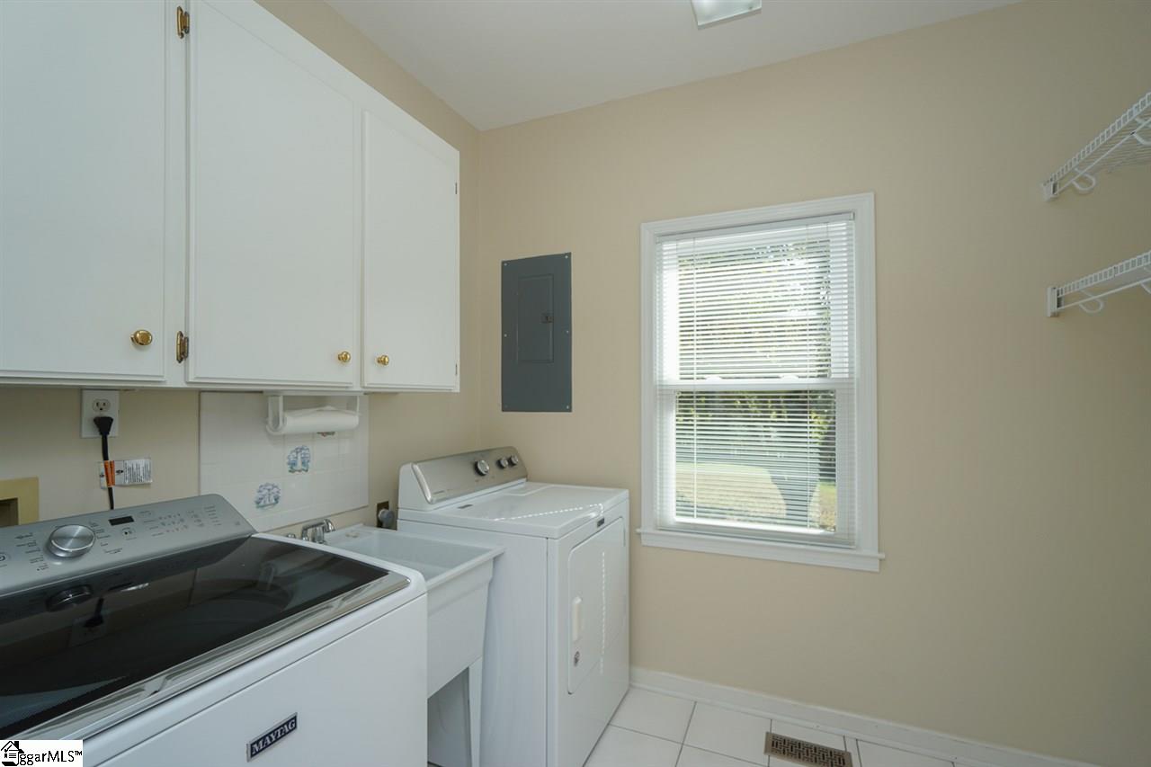 115 English Oak Road Simpsonville, SC 29681 - Photo 20 of 36 Gallery Image 20