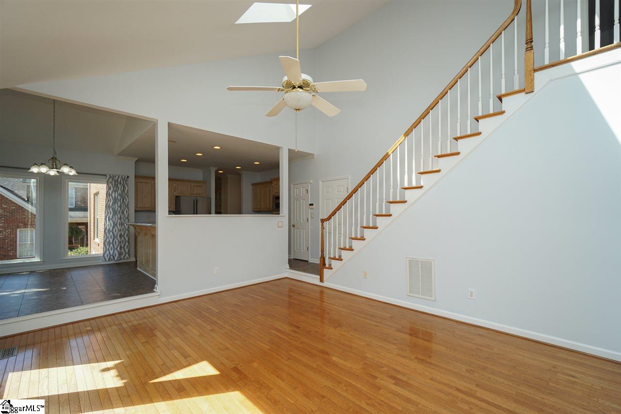 115 English Oak Road Simpsonville, SC 29681 - Photo 7 of 36 Gallery Image 7