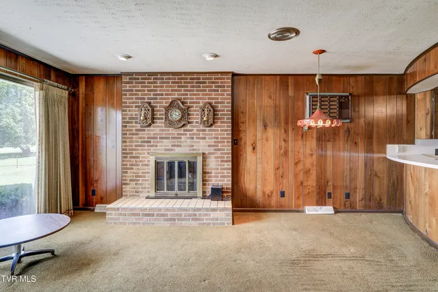 $279,500 | 311 Union Street, Erwin, TN 37650