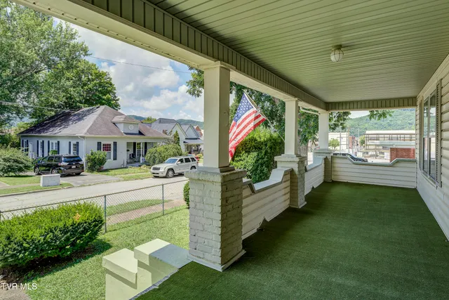 $279,500 | 311 Union Street, Erwin, TN 37650