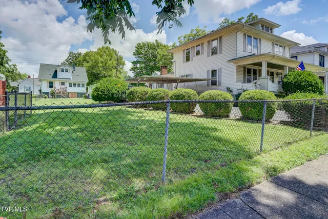 $279,500 | 311 Union Street, Erwin, TN 37650