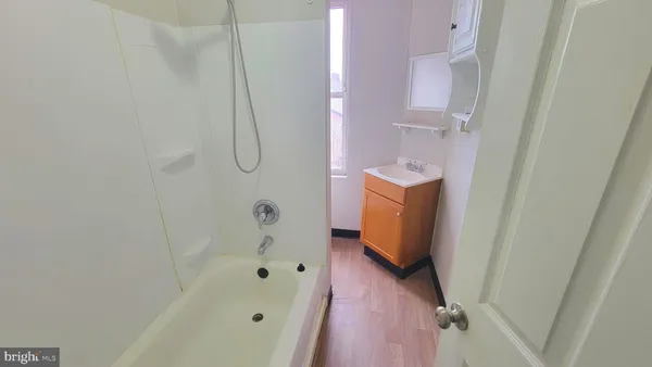 $1,250 | 118 Independence Street, Cumberland, MD 21502