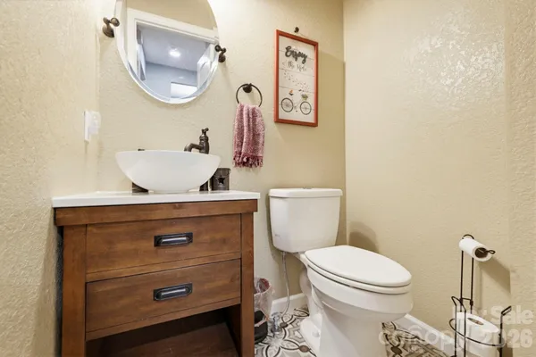 $674,900 | 27 Spring Hill Circle, Arden, NC 28704