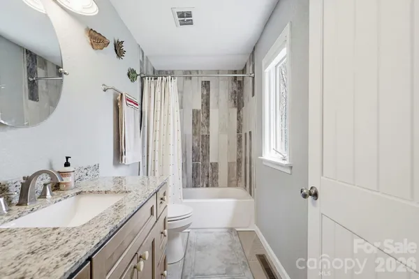 $674,900 | 27 Spring Hill Circle, Arden, NC 28704