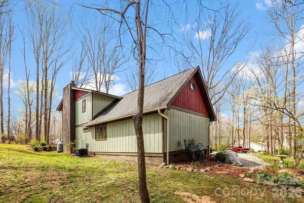 $674,900 | 27 Spring Hill Circle, Arden, NC 28704