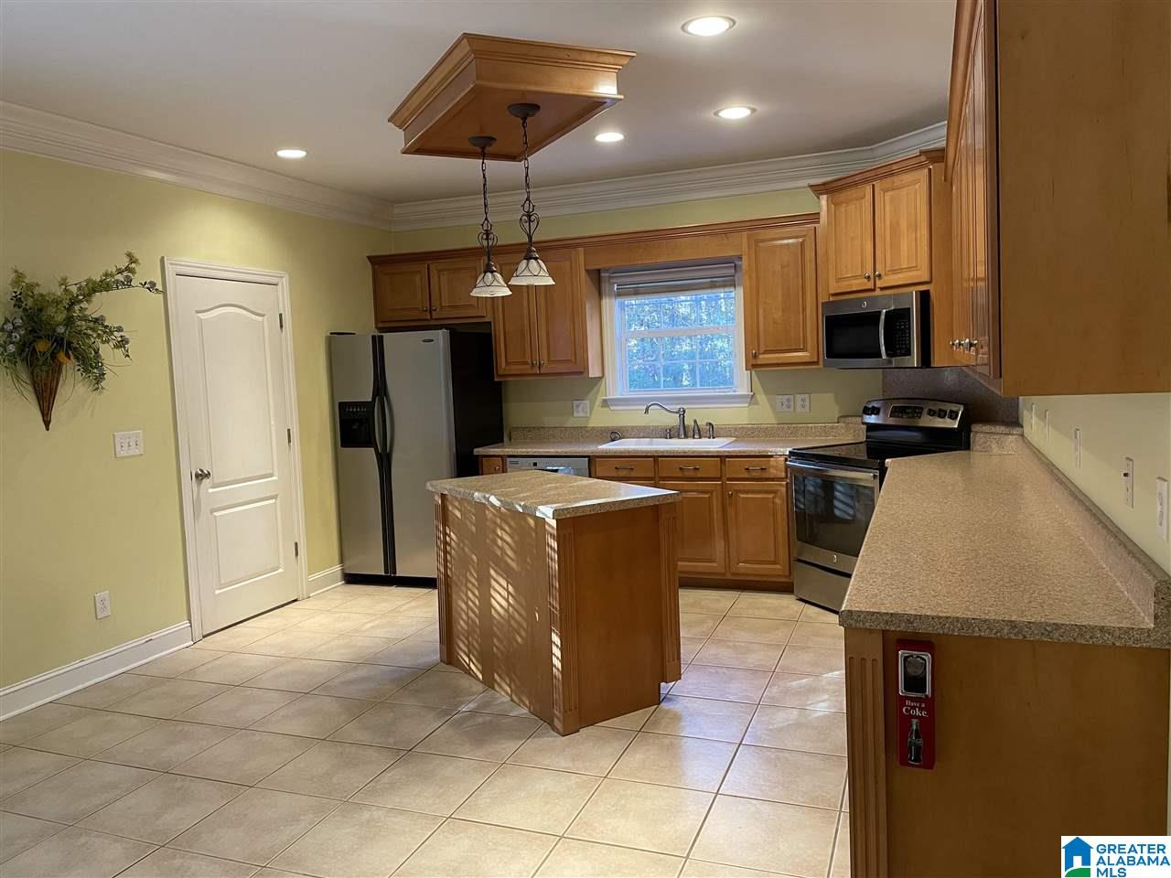 246 Mulberry Street Jasper, AL 35503 - Photo 9 of 29