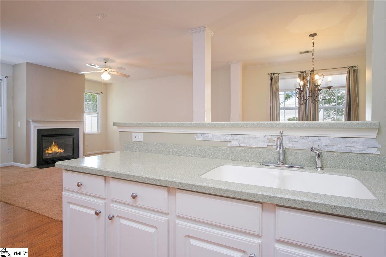 47 Farmbrook Way Simpsonville, SC 29681 - Photo 3 of 36 Gallery Image 3