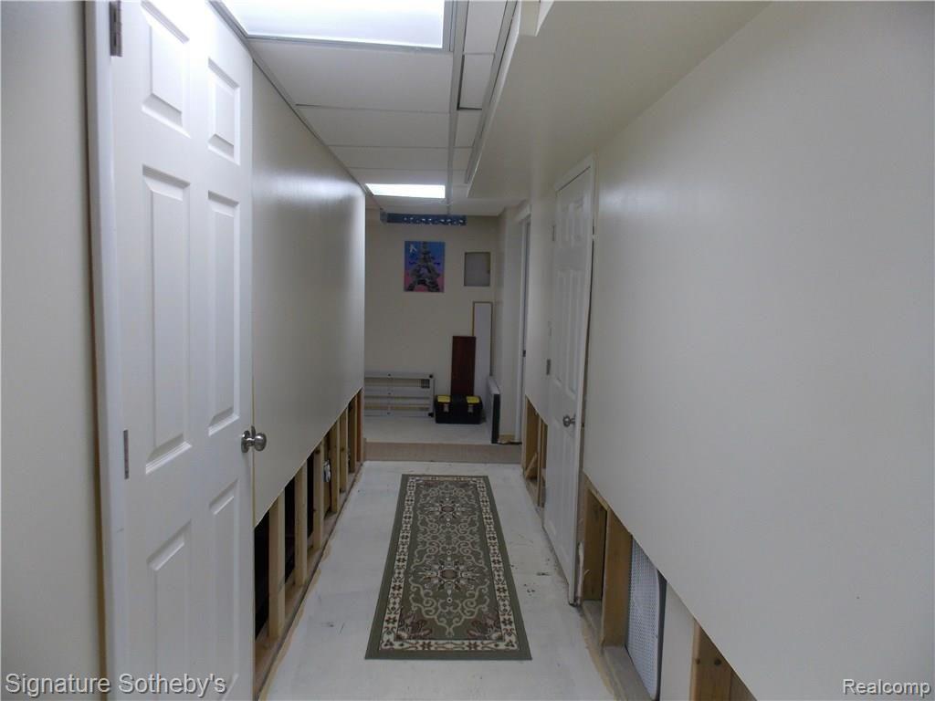 671 Oakbrook West, Unit 671 Rochester, MI 48307 - Photo 21 of 27 20.JPG