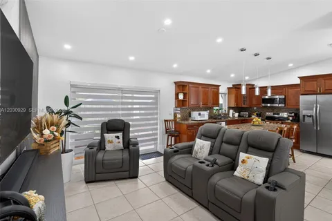$650,000 | 14315 Southwest 101st Street, Miami, FL 33186