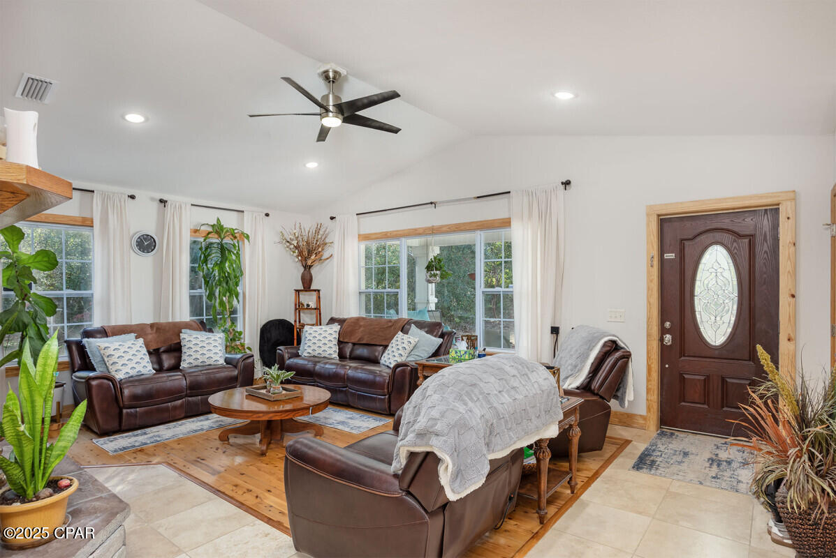 20110 Deep Springs Road Fountain, FL 32438 - Photo 6 of 38 Gallery Image 6