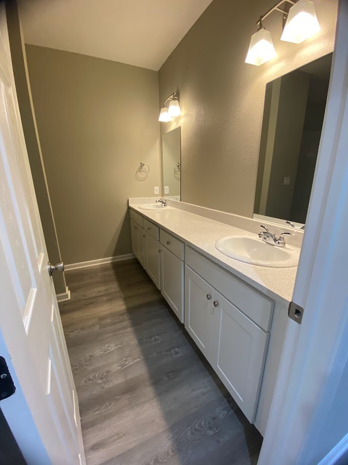 1305 West Villa Maria Road, Unit D201 Bryan, TX 77801 - Photo 14 of 17