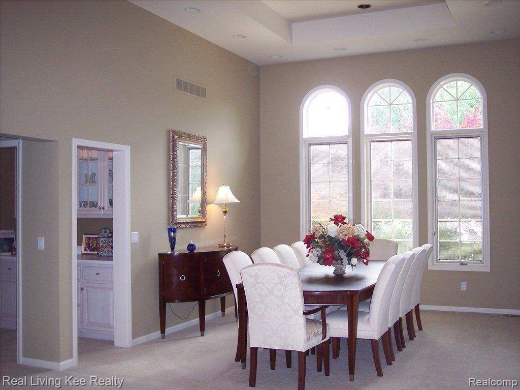 4016 Oak Tree Circle Rochester, MI 48306 - Photo 7 of 25 DR