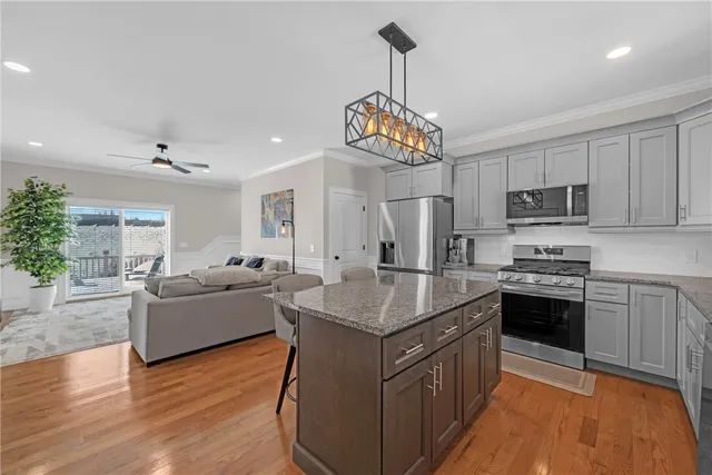 $489,900 | 7 Sydney Rose Court, Johnston, RI 02919