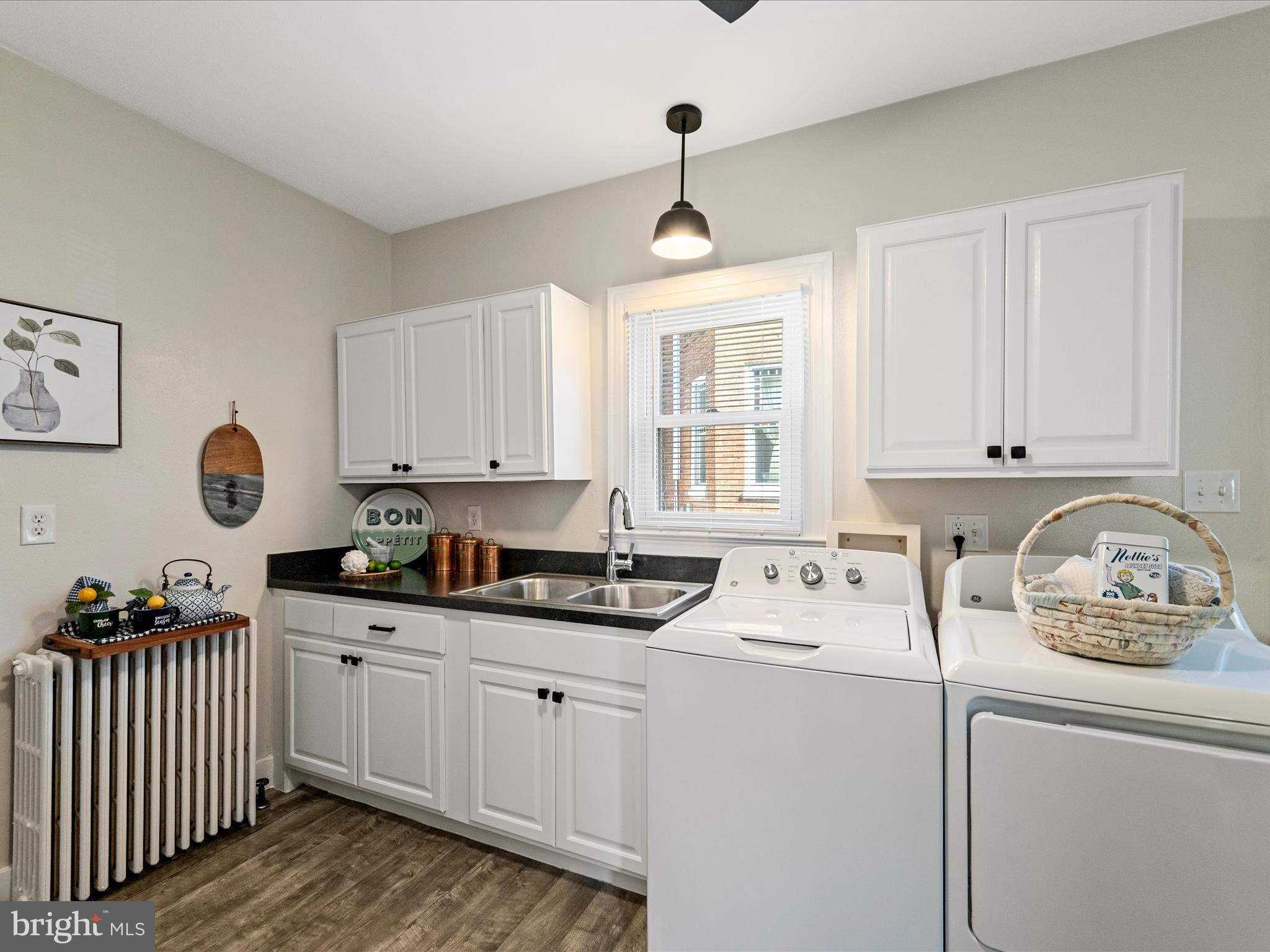321 North Braddock Street Winchester, VA 22601 - Photo 9 of 23 a kitchen that has a cabinets and a stove