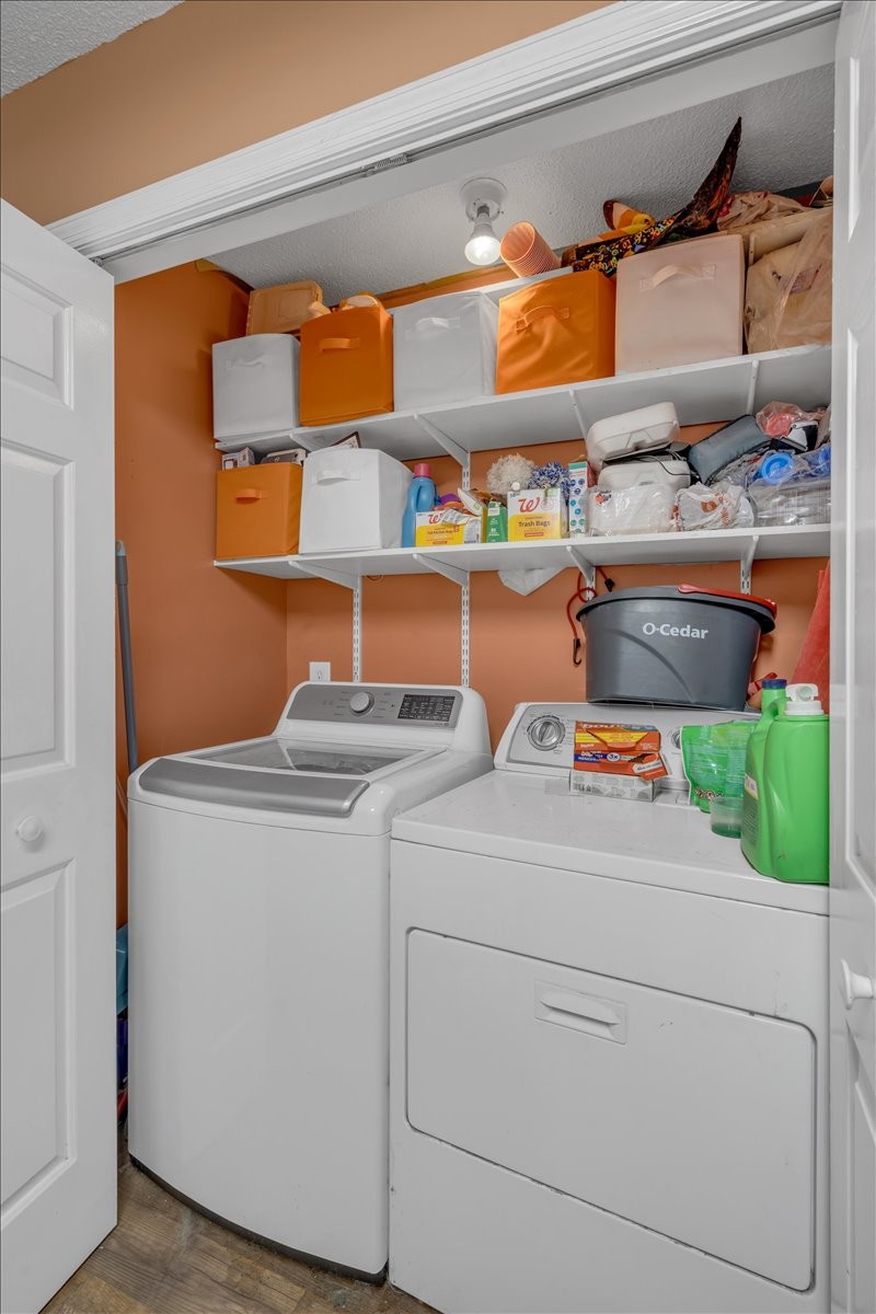 202 Mortons Lake Road Manchester, TN 37355 - Photo 20 of 41 a utility room with dryer and washer