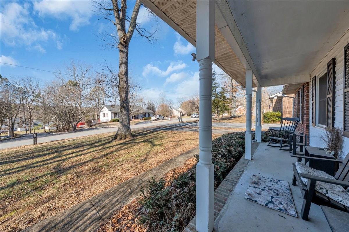 202 Mortons Lake Road Manchester, TN 37355 - Photo 5 of 41 a view of a balcony with yard