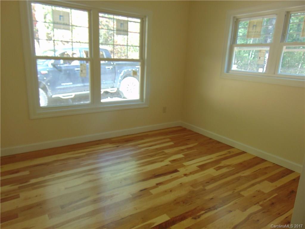 475 Laurel Falls Road Brevard, NC 28712 - Photo 12 of 19 Gallery Image 12