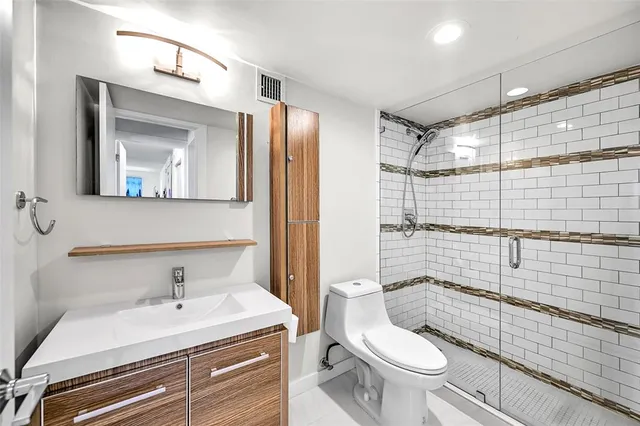 $7,000 | 1880 South Ocean Drive, Unit TS601, Hallandale Beach, FL 33009