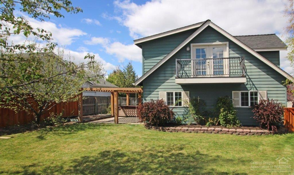 1715 Southeast Virginia Road Bend, OR 97702 - Photo 3 of 24 Additional Photo